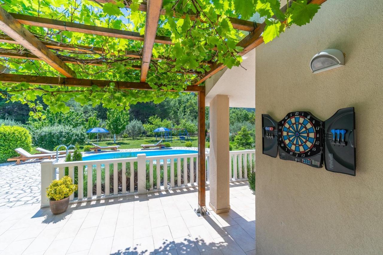 Villa Ana - 3 Bedroom Villa With Private Pool And Unspoiled Natural Environment Kučiće Εξωτερικό φωτογραφία